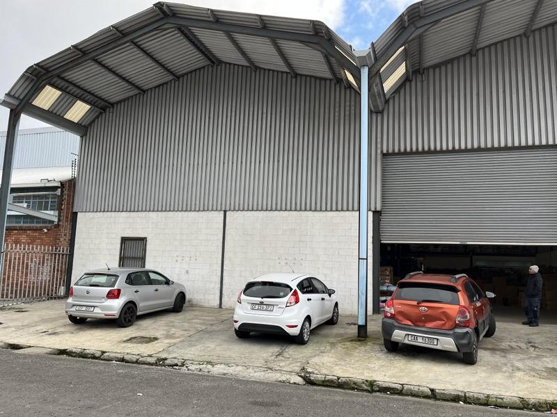 To Let commercial Property for Rent in Maitland Western Cape